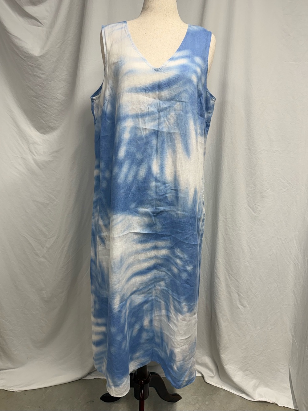 J. Jill Blue and White Palm Print 100% Linen Maxi Dress